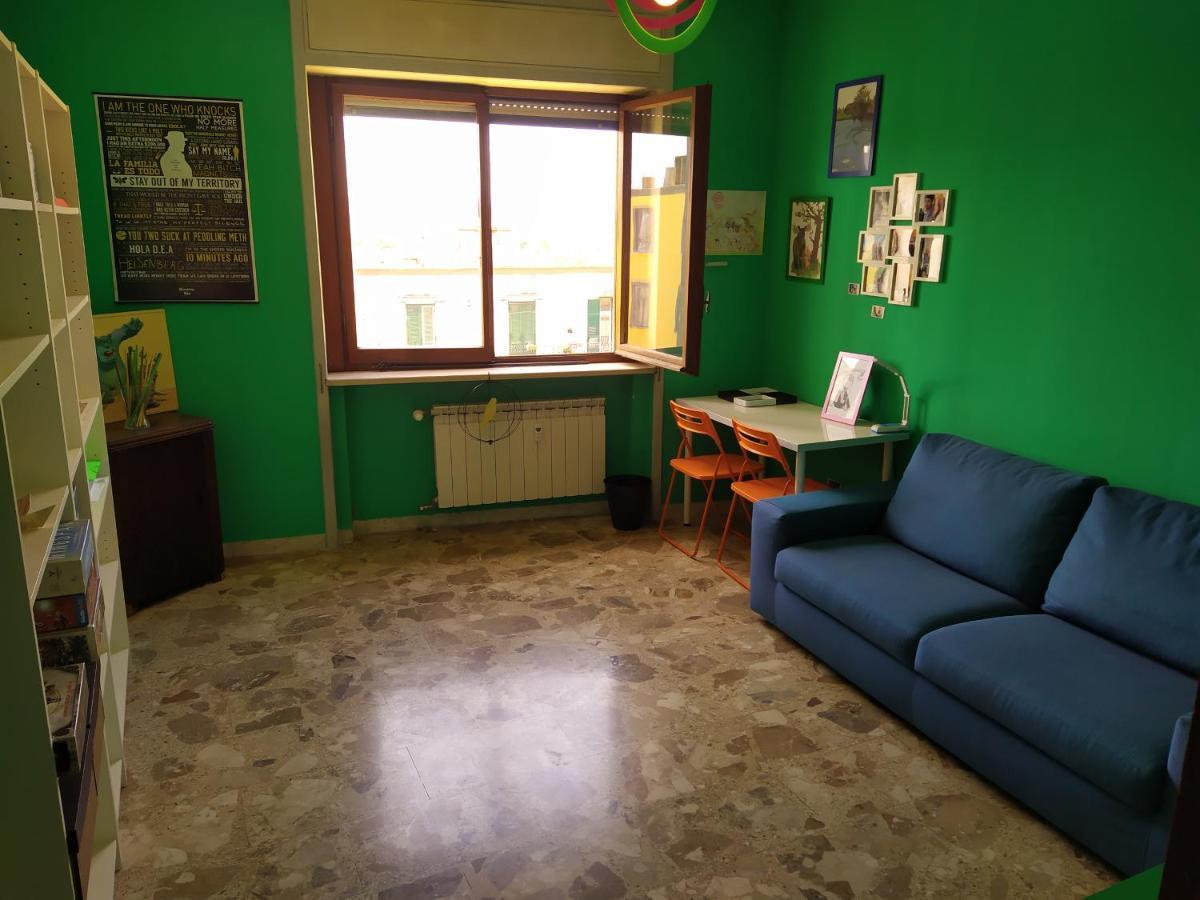 Vesuvio Corner - Spacious And Colorful Apartment In San Giorgio, Very Close To Napoli, Ideal For Families And Groups, Close To Pompeii, Sorrento... San Giorgio a Cremano Buitenkant foto