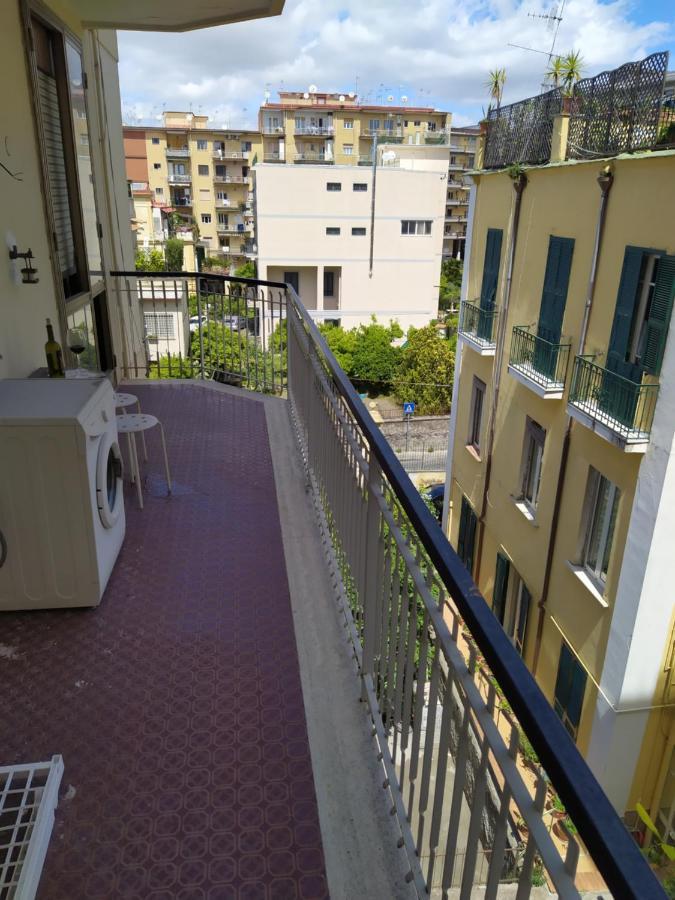 Vesuvio Corner - Spacious And Colorful Apartment In San Giorgio, Very Close To Napoli, Ideal For Families And Groups, Close To Pompeii, Sorrento... San Giorgio a Cremano Buitenkant foto